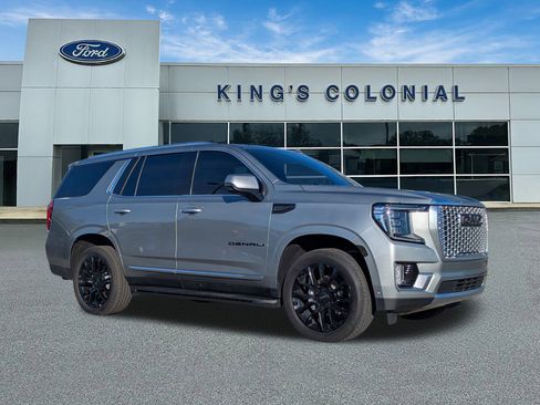 Used 2024 GMC Yukon Denali w/ Advanced Technology Package image 1