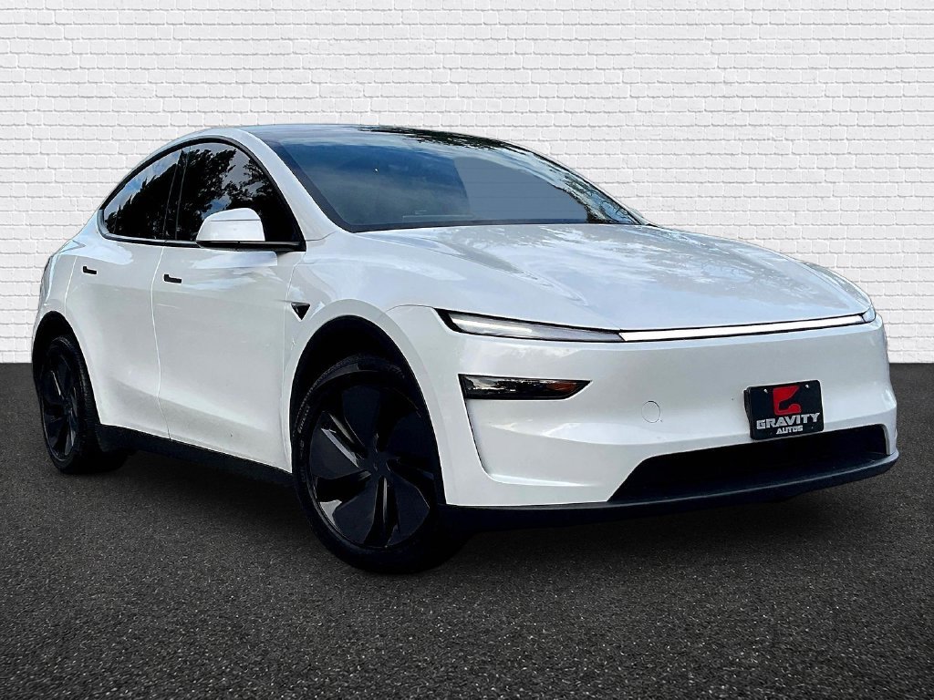 Used 2026 Tesla Model Y Long Range AWD/4WD image 3