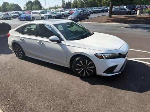 Used 2024 Honda Civic EX image 14
