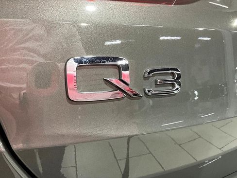 Certified 2024 Audi Q3 2.0T Premium w/ Convenience Package image 25