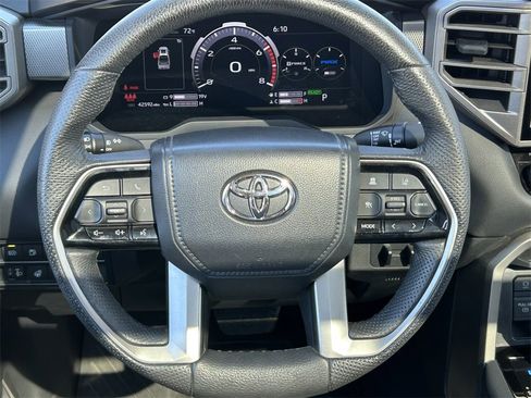 Used 2023 Toyota Tundra Limited image 33