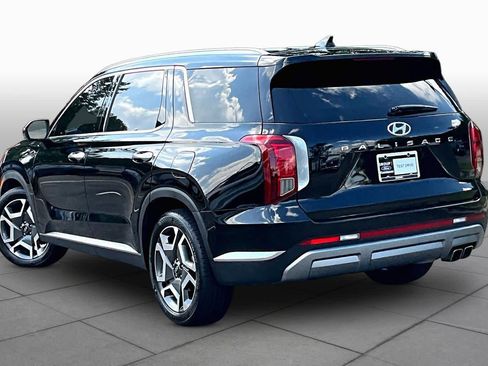 Used 2023 Hyundai Palisade Limited w/ Cargo Package FWD image 11