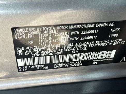 Used 2021 Toyota RAV4 LE image 27