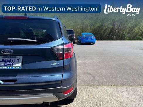 Used 2018 Ford Escape SE AWD/4WD image 6