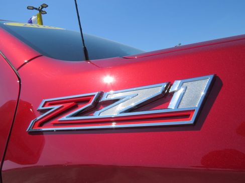 Used 2026 Chevrolet Silverado 1500 LT Trail Boss w/ Convenience Package II image 11