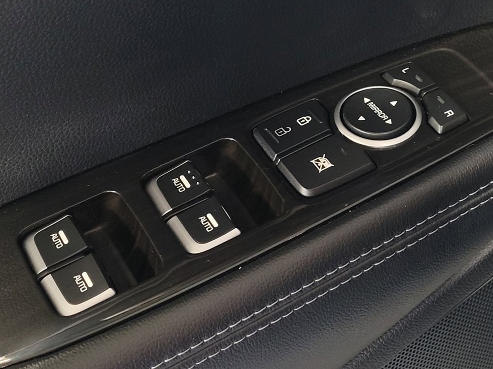 Used 2020 Kia Sorento S FWD image 27