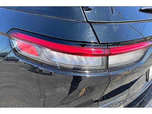 Certified 2024 Jeep Grand Cherokee Limited w/ Black Appearance Package image 33