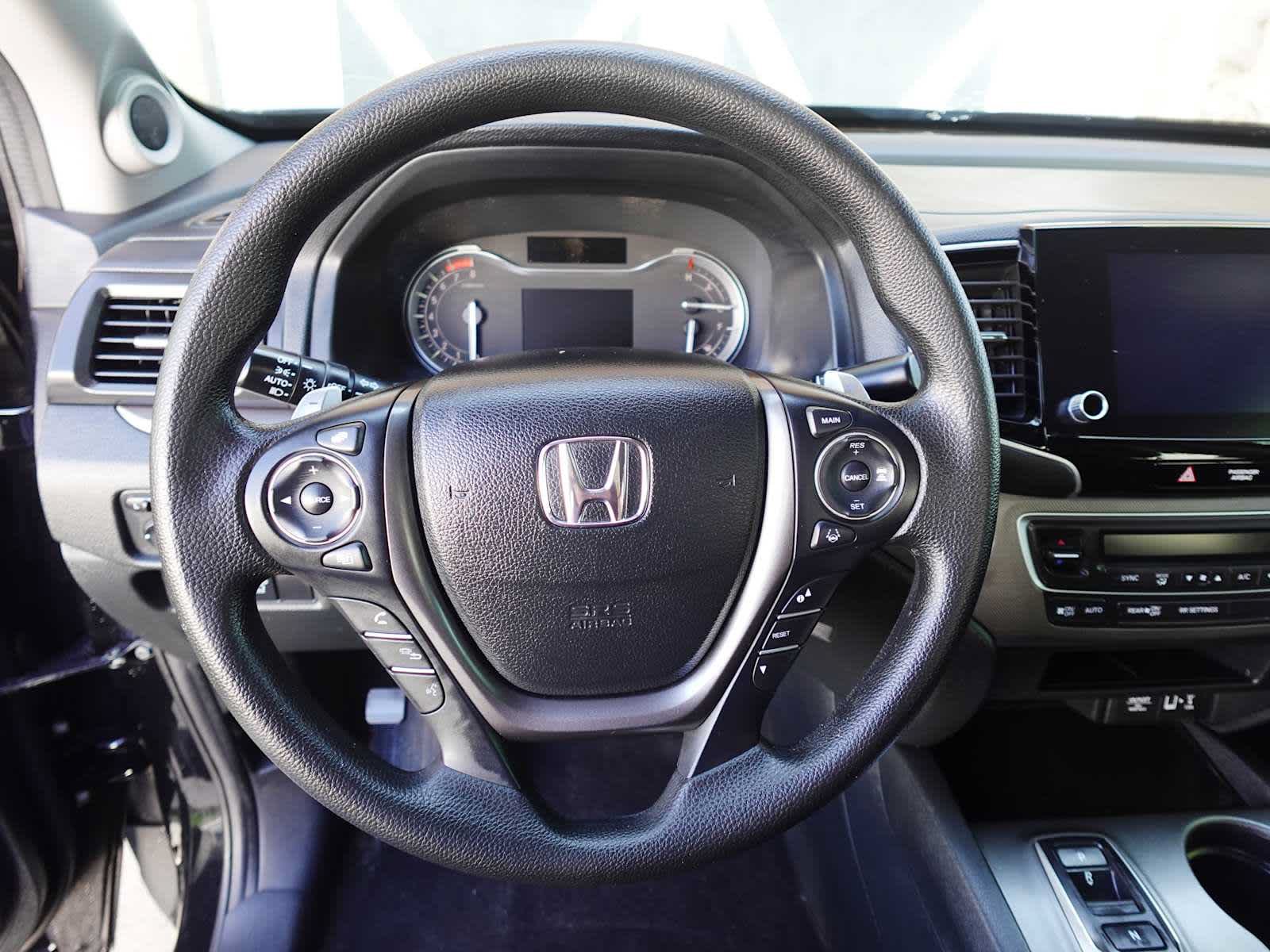 Used 2023 Honda Ridgeline Sport image 16