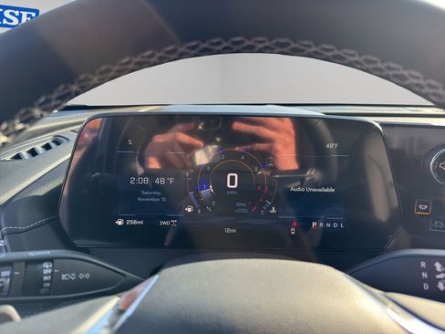 New 2026 Chevrolet Traverse LT w/ Sun and Wheel Package image 13