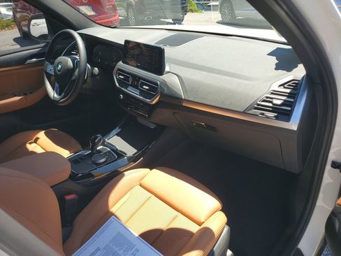 Used 2024 BMW X3 sDrive30i w/ Convenience Package w/ZPA RWD image 4