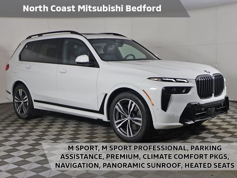 Used 2024 BMW X7 xDrive40i w/ M Sport Package AWD/4WD image 1