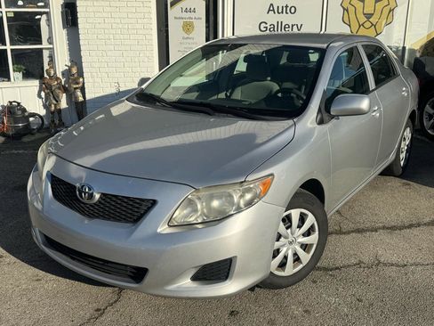 Used 2010 Toyota Corolla image 2