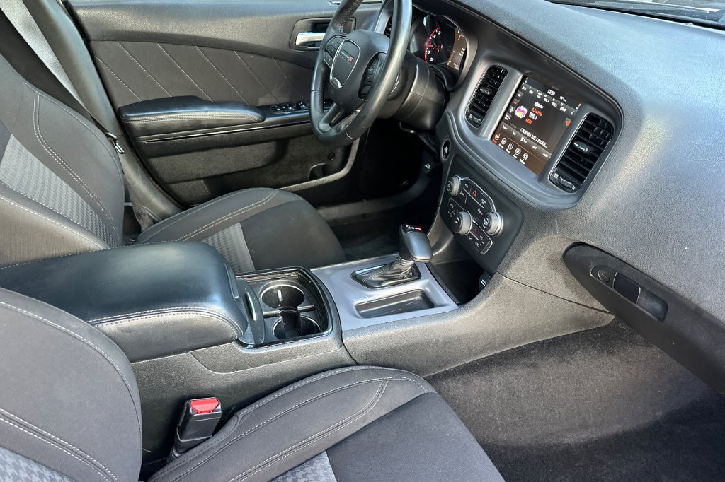 Used 2023 Dodge Charger SXT w/ Blacktop Package RWD image 15