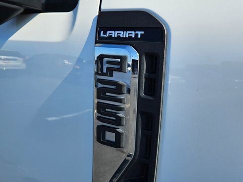 Used 2023 Ford F250 Lariat w/ Lariat Ultimate Package image 17
