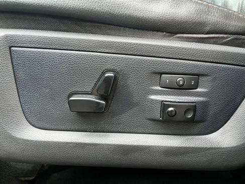 Used 2011 RAM 2500 Laramie image 13