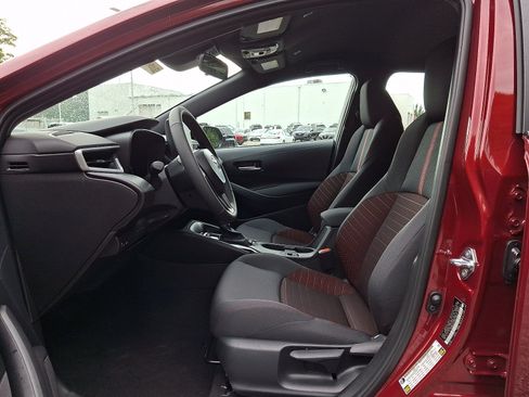 Used 2026 Toyota Corolla SE FWD image 14