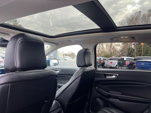 Used 2021 Ford Edge Titanium w/ Equipment Group 301A image 34