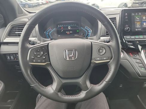 Certified 2024 Honda Odyssey Sport image 33