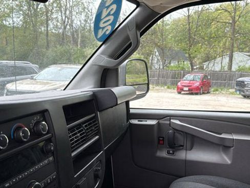 Used 2024 Chevrolet Express 2500 w/ Driver Convenience Package RWD image 21