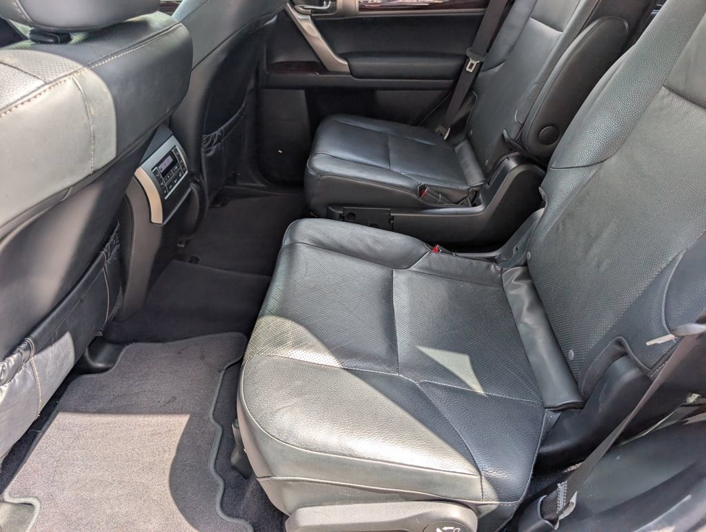 Used 2019 Lexus GX 460 Premium AWD/4WD image 23