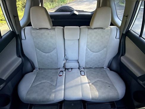 Used 2012 Toyota RAV4 4WD w/ Value Pkg image 26