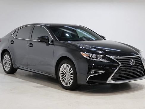 Used 2017 Lexus ES 350 w/ Accessory Package 2 FWD image 1