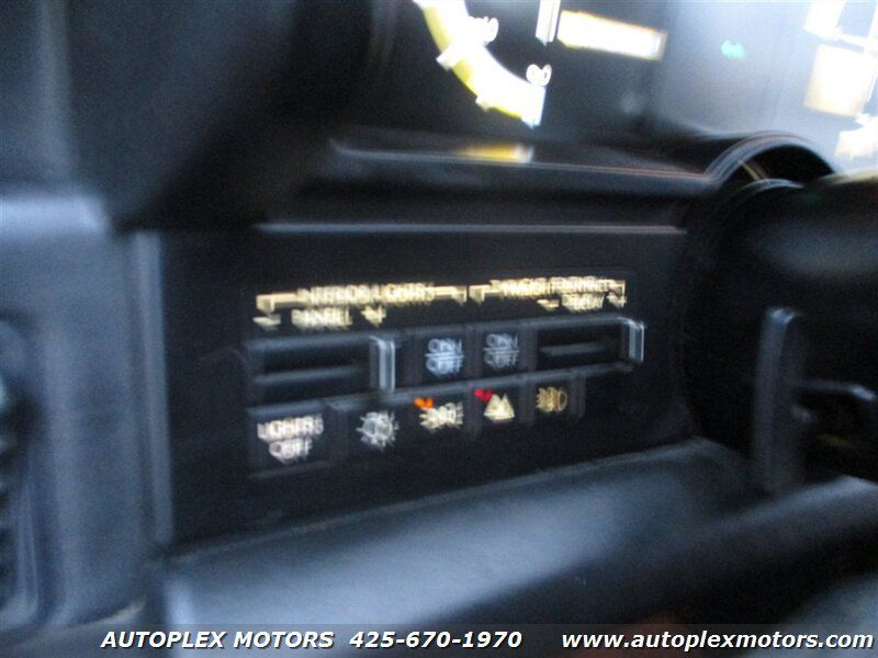 Used 1992 Cadillac Allante FWD image 26