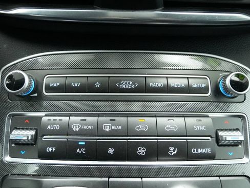 Used 2023 Hyundai Santa Fe SEL AWD/4WD image 30