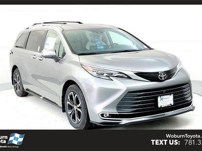 New 2026 Toyota Sienna Platinum