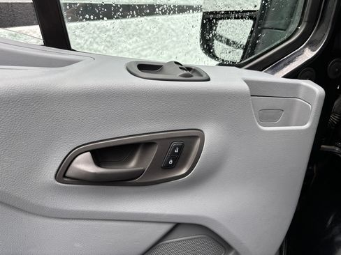 Used 2017 Ford Transit 350 XLT RWD image 16