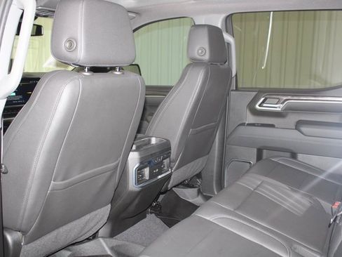 Used 2022 Chevrolet Silverado 1500 LTZ w/ LTZ Convenience Package II image 16