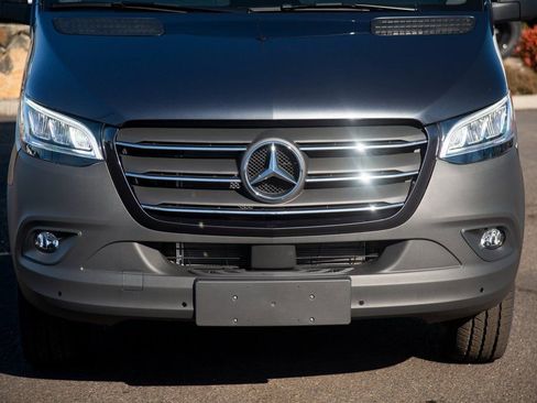 New 2025 Mercedes-Benz Sprinter 2500 image 12