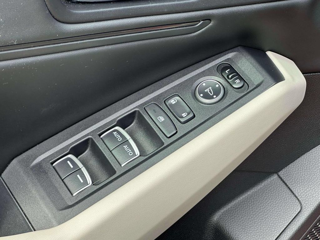 Used 2023 Honda Accord EX image 16