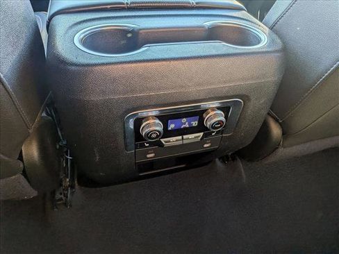 Used 2022 GMC Yukon AT4 image 20