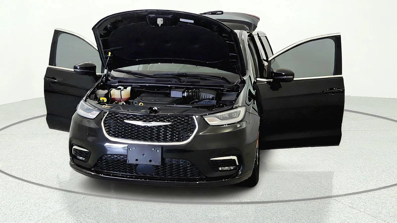 Used 2023 Chrysler Pacifica Touring-L FWD image 8