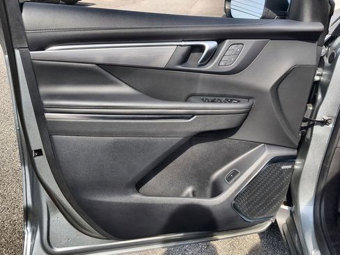 Used 2026 Buick Enclave Preferred w/ Power Package image 22