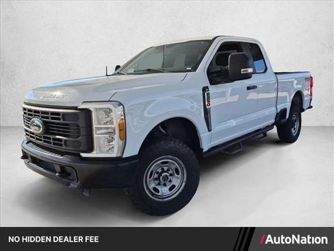 Used 2023 Ford F250 XL w/ FX4 Off-Road Package AWD/4WD image 1