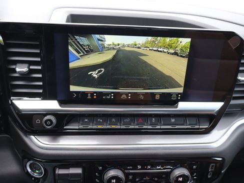 New 2026 Chevrolet Silverado 1500 High Country w/ Technology Package AWD/4WD image 12