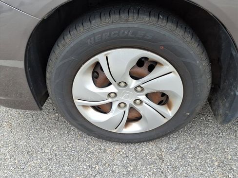 Used 2013 Honda Civic LX image 8