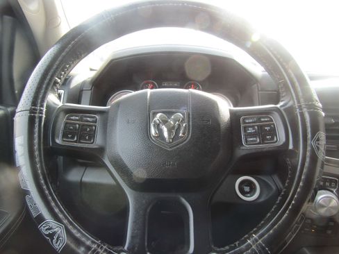 Used 2018 RAM 1500 Sport image 21