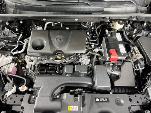 Certified 2025 Toyota RAV4 XLE AWD/4WD image 28