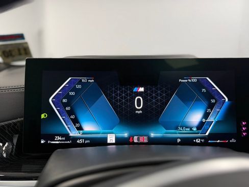 Used 2026 BMW X7 xDrive40i w/ Executive Package image 64