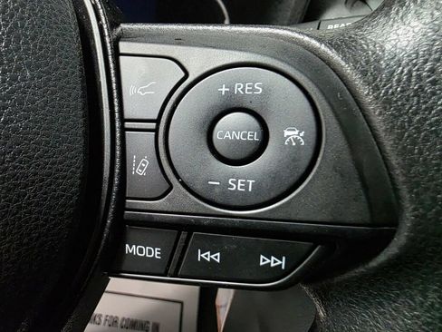 Used 2023 Toyota RAV4 LE AWD/4WD image 15