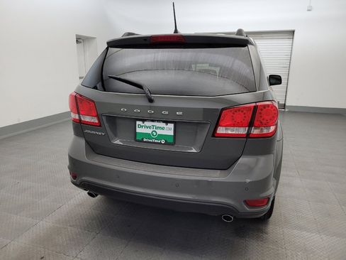 Used 2019 Dodge Journey SE FWD image 7