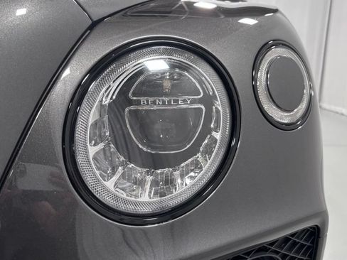Used 2020 Bentley Bentayga AWD/4WD image 4