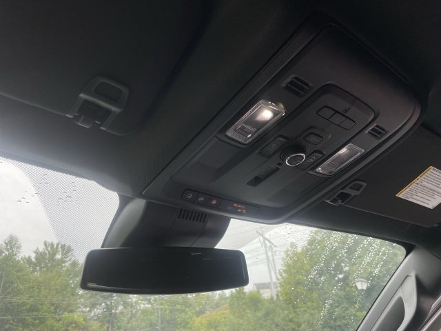 Certified 2024 Chevrolet Tahoe Premier AWD/4WD image 18