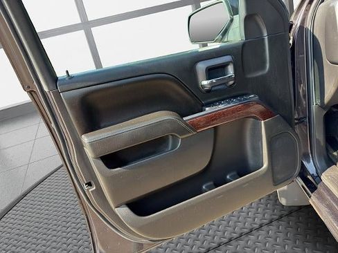 Used 2015 GMC Sierra 1500 SLE w/ SLE Value Package AWD/4WD image 40