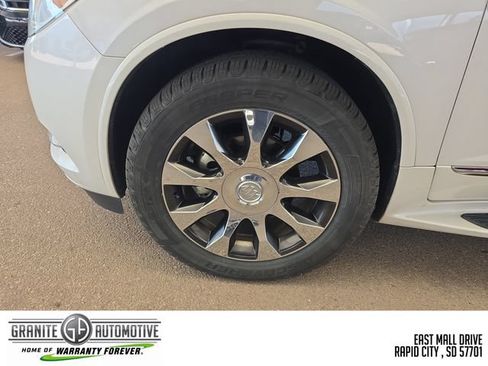 Used 2017 Buick Enclave Premium w/ Experience Buick Package FWD image 27
