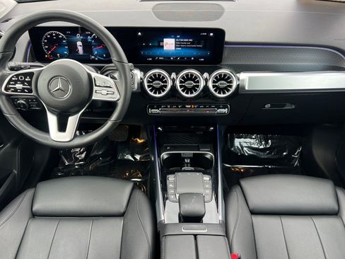 Used 2023 Mercedes-Benz GLB 250 image 15