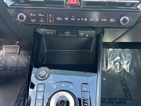 Used 2024 Kia Niro Wind w/ Wind Preserve Package FWD image 29
